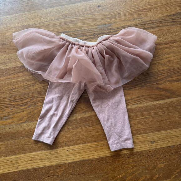 Cute little cosy tutu and - Picture 1 of 2